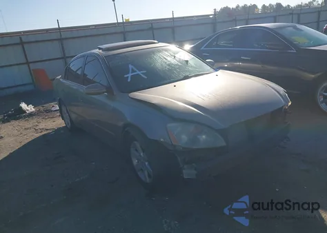 2003 Nissan Altima 2.5 Sl from USA, damaged, VIN 1N4AL11D63C235479